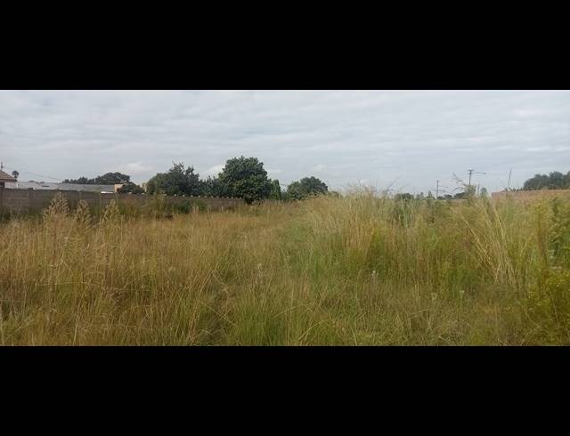 4,502M² VACANT LAND FOR SALE IN RIVERSDALE